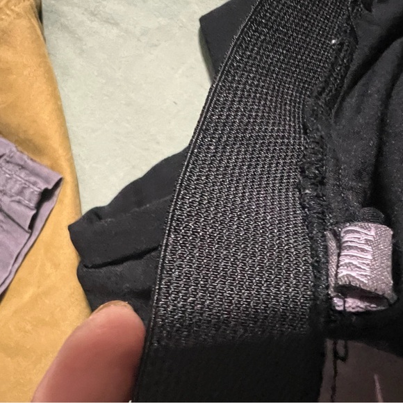 Capris in a Large size - Picture 12 of 15